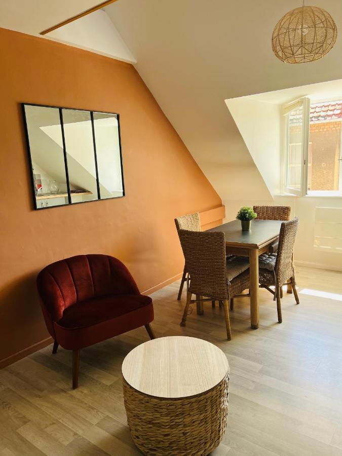 Appartement Cosy En Coeur De Vieille Ville Μπουλόν-Σιρ-Μερ Εξωτερικό φωτογραφία